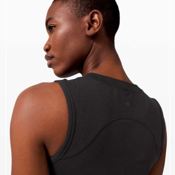 Lululemon Black Cinch Me Up Front Tank - Picture 4 of 9